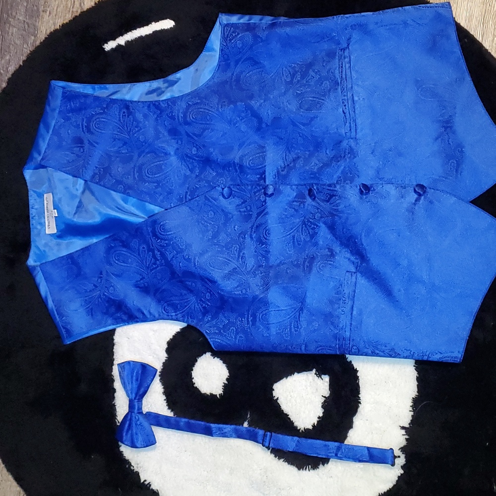 Vesuvio Napoli royal blue vest and bowtie